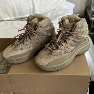 YZY DSRT BOOTS